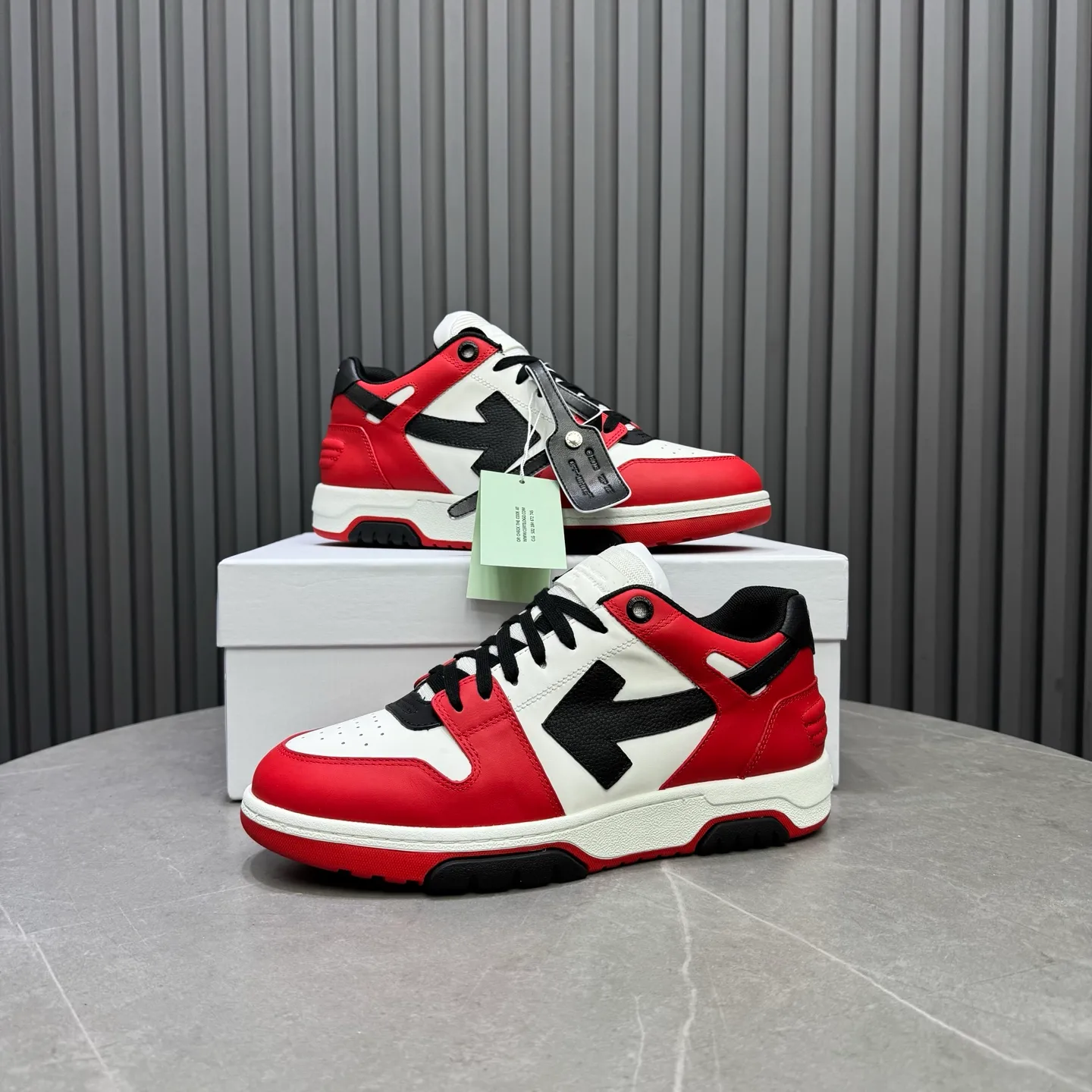 P620 OFF WHITE⚡️Couple model⚡️35-40 women’s model 39-46 men’s model